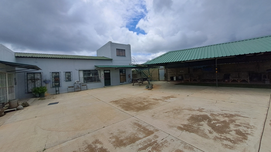 Commercial Property for Sale in Vrede Industrial Free State